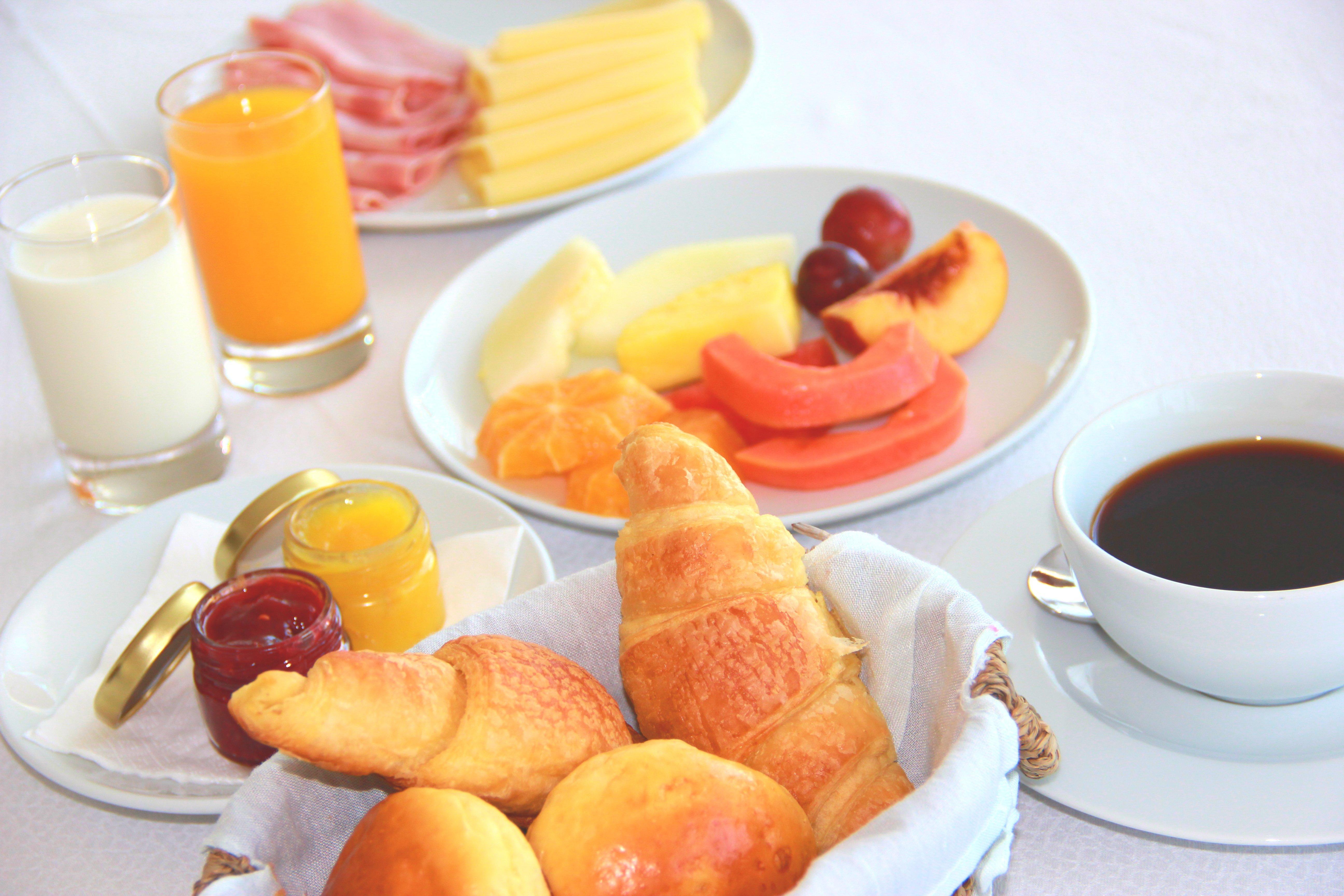 Crowne Plaza Vilamoura - Algarve By Ihg Luaran gambar A continental breakfast