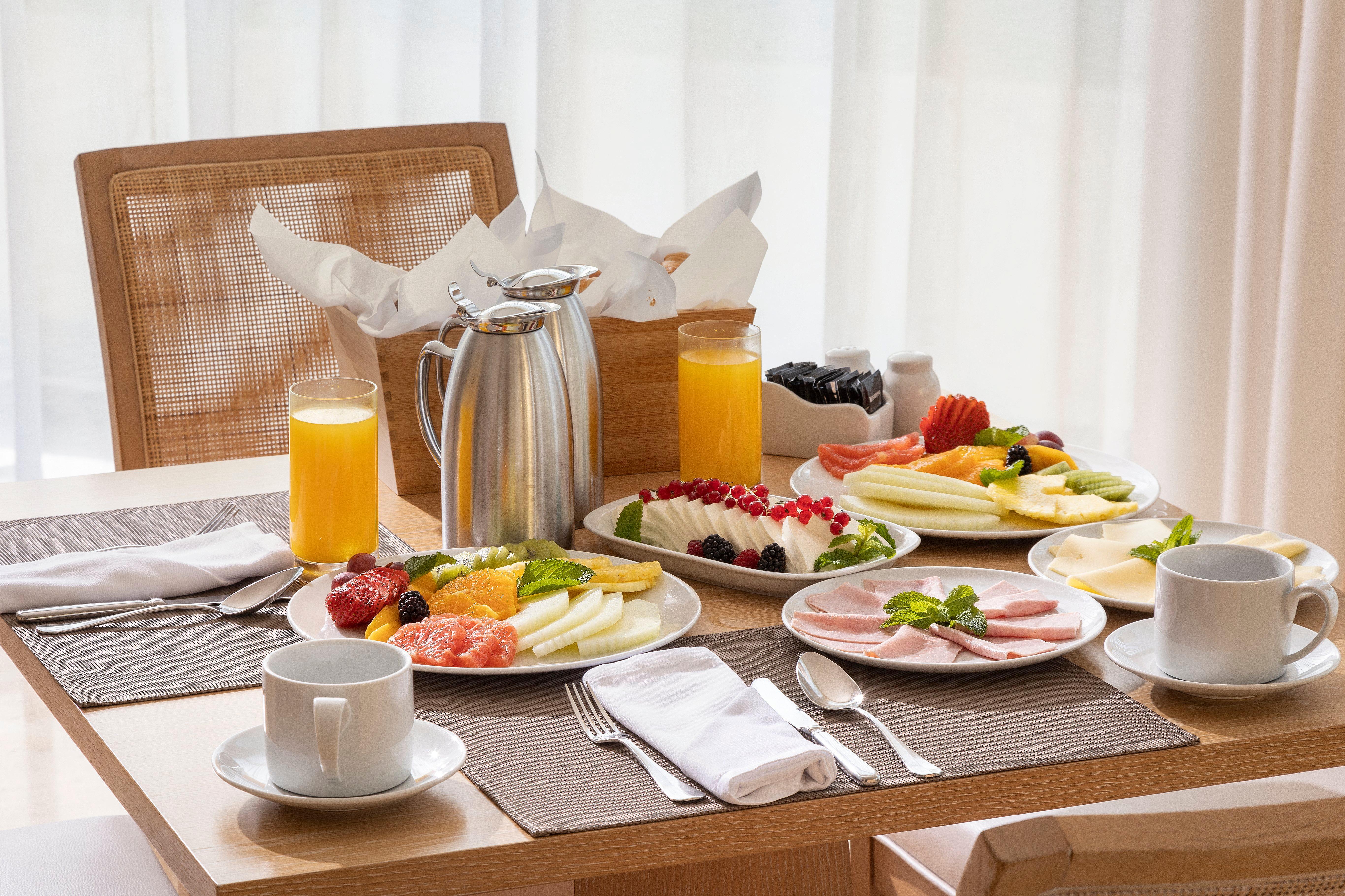 Crowne Plaza Vilamoura - Algarve By Ihg Luaran gambar A continental breakfast
